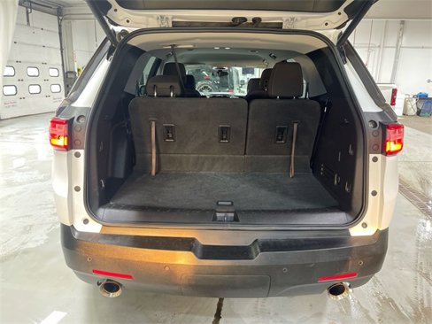 Used 2018 Chevrolet Traverse LT image 23