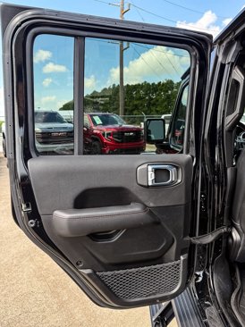 Used 2021 Jeep Gladiator Rubicon image 26