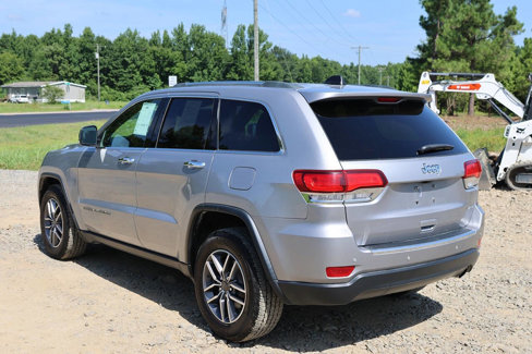 Used 2020 Jeep Grand Cherokee Limited w/ Luxury Group II image 6