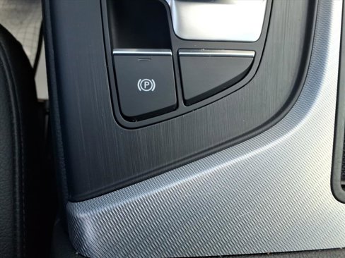 Used 2017 Audi A4 2.0T Prestige w/ Prestige Package image 20