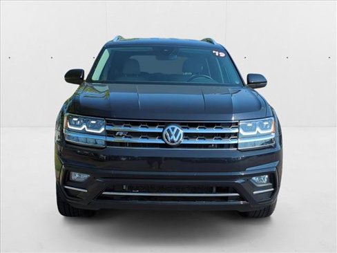 Used 2019 Volkswagen Atlas SE w/ Towing Package image 2