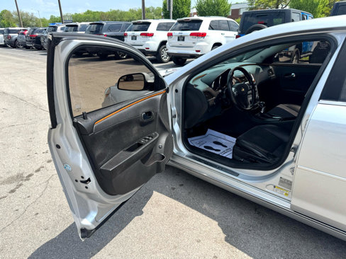 Used 2012 Chevrolet Malibu LT image 14