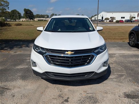 Used 2021 Chevrolet Equinox LT image 2