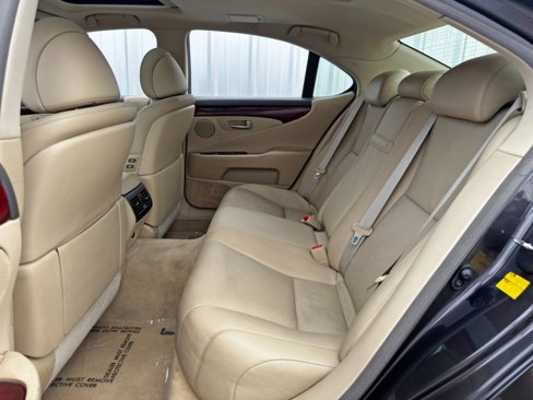 Used 2008 Lexus LS 460 image 36