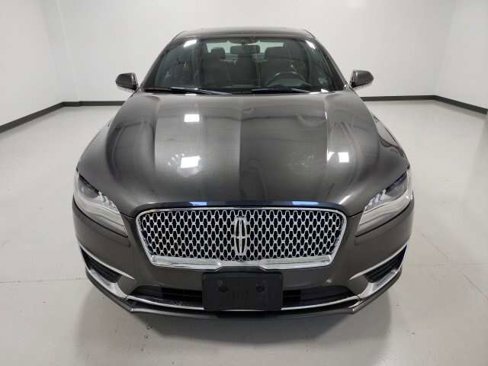 Used 2017 Lincoln MKZ Select image 2