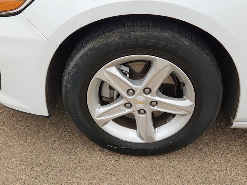 Used 2024 Chevrolet Malibu LT image 7