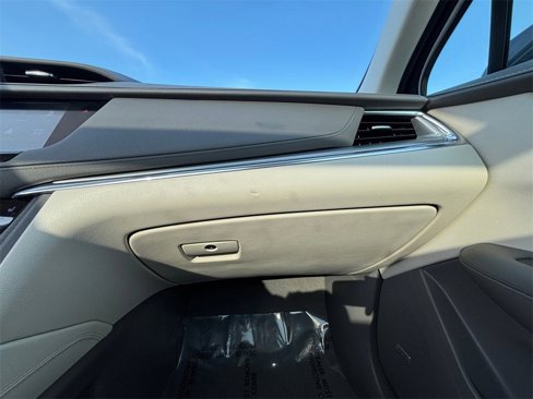 Used 2020 Cadillac XT5 Premium Luxury w/ LPO, Floor Liner Package image 68