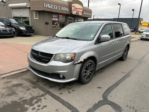 Used 2013 Dodge Grand Caravan SXT w/ Blacktop Pkg image 1