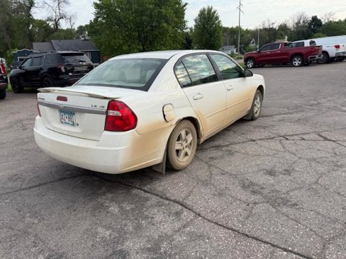 Used 2005 Chevrolet Malibu LS w/ Preferred Equipment Group image 8