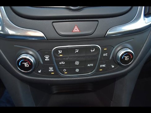 Used 2020 Chevrolet Equinox LT image 15