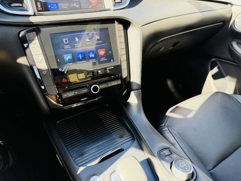 Used 2019 INFINITI QX50 Essential w/ Premium Audio Package image 16