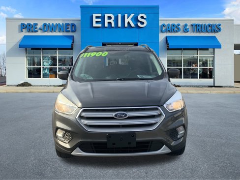 Used 2018 Ford Escape SE image 3