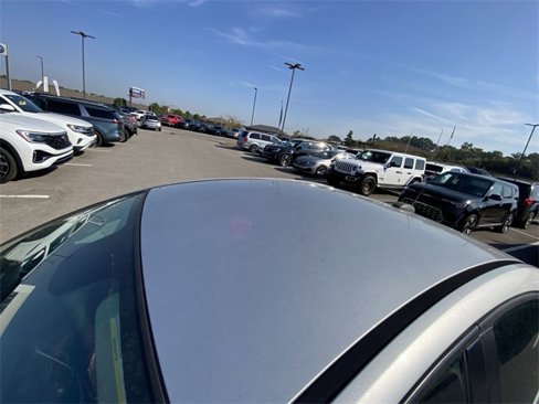 Used 2015 Chevrolet Cruze LT image 3