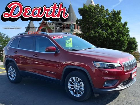 Used 2019 Jeep Cherokee Latitude Plus w/ Cold Weather Group image 1