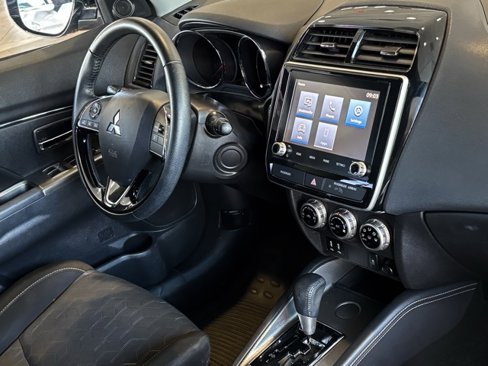 Used 2022 Mitsubishi Outlander Sport SE image 26