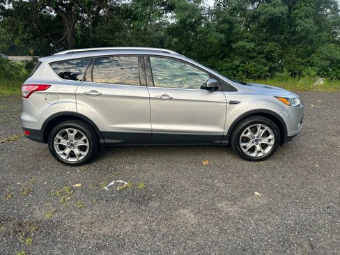Used 2016 Ford Escape Titanium image 4