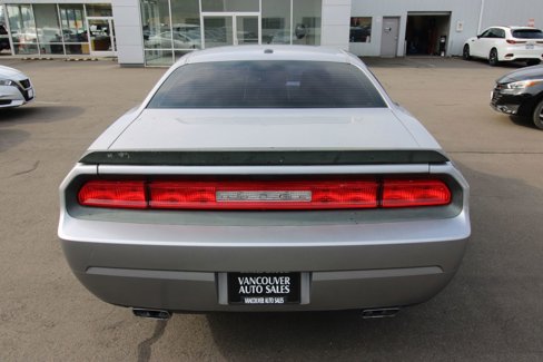 Used 2014 Dodge Challenger SXT w/ Sport Appearance Package image 4