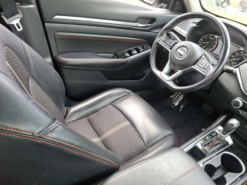 Used 2023 Nissan Altima 2.5 SR image 14