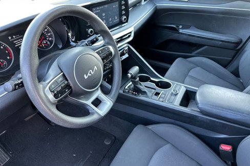 Used 2023 Kia K5 LXS image 10