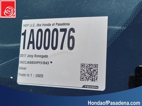 Used 2017 Jeep Renegade Latitude image 29