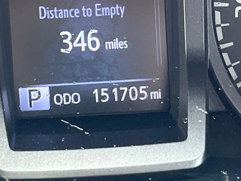 Used 2019 Toyota Tacoma TRD Sport image 17
