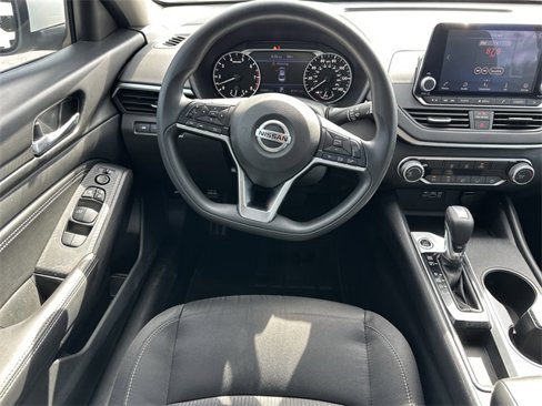 Used 2019 Nissan Altima 2.5 S image 12