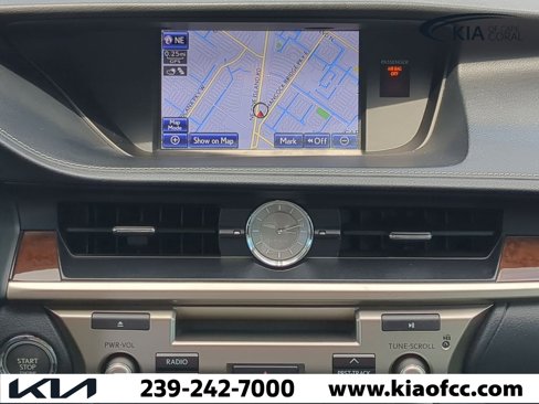 Used 2013 Lexus ES 350 w/ Luxury Pkg image 15