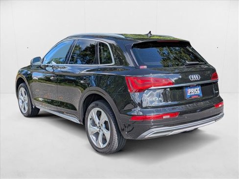 Used 2021 Audi Q5 Prestige image 8