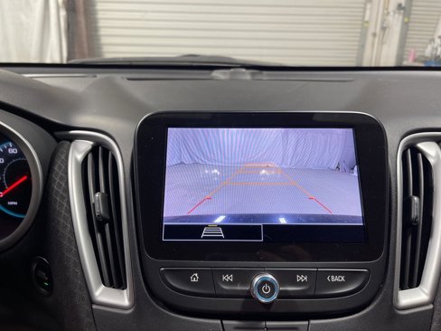 Used 2024 Chevrolet Malibu LT image 35