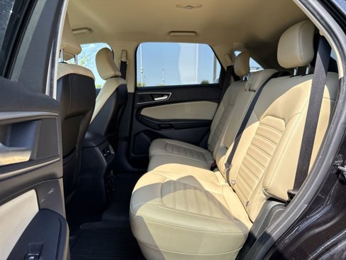 Used 2022 Ford Edge SEL w/ Convenience Package image 14