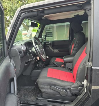 Used 2017 Jeep Wrangler Sport image 13
