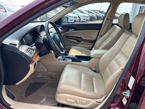 Used 2011 Honda Accord EX-L image 10