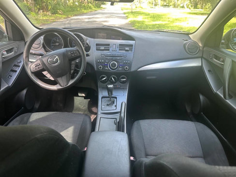 Used 2013 MAZDA MAZDA3 i Sport image 17