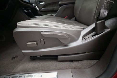 Certified 2022 GMC Canyon Denali image 27