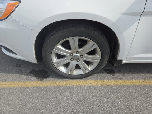 Used 2013 Chrysler 200 Touring w/ Cold Weather Group image 11