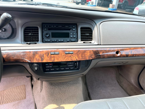 Used 2009 Mercury Grand Marquis LS image 15