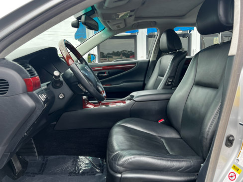 Used 2010 Lexus LS 460 L image 11