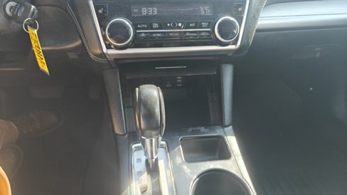 Used 2018 Subaru Outback 2.5i Premium image 32
