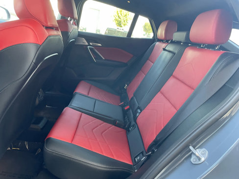 Used 2025 BMW X2 xDrive28i w/ Premium Package image 8