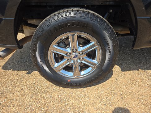 Used 2017 Ford F150 XLT image 11
