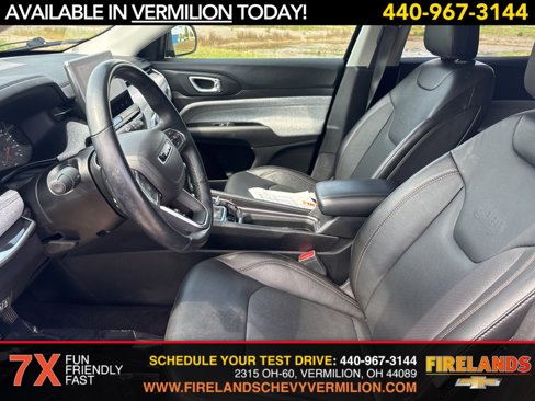 Used 2022 Jeep Compass Latitude image 10