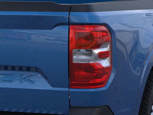 New 2025 Ford Maverick XL image 22