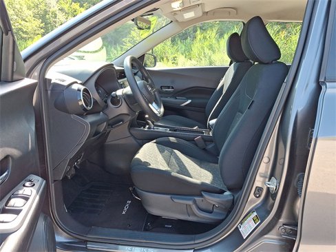 Used 2024 Nissan Kicks SV w/ Interior Electronics Package image 11