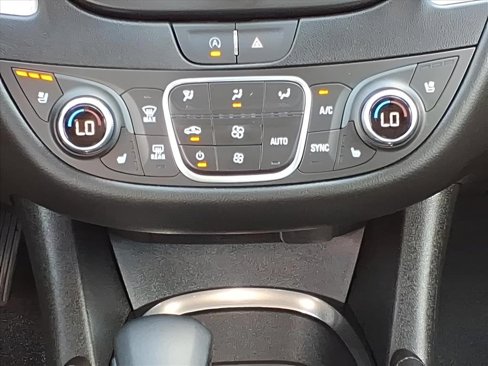 Used 2024 Chevrolet Malibu LT image 15