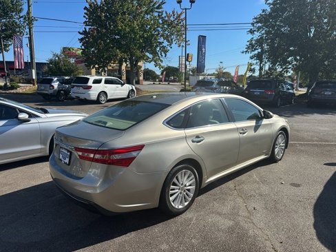 Used 2013 Toyota Avalon XLE Touring image 2