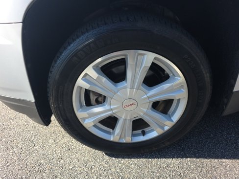Used 2016 GMC Terrain SLE w/ Chrome Edition image 6