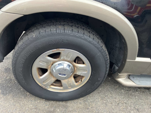Used 2002 Ford Explorer Eddie Bauer image 13