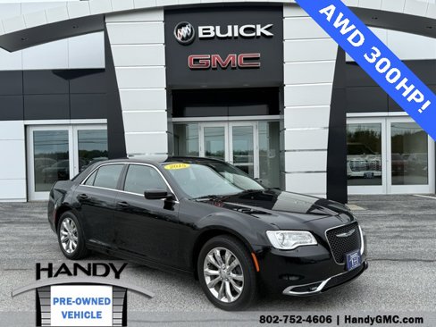 Used 2015 Chrysler 300 Limited image 1