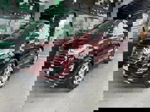 Used 2018 Ford Edge SEL w/ Equipment Group 201A image 1