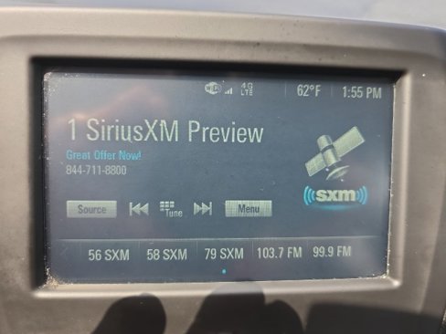 Used 2018 Chevrolet Equinox LT image 25
